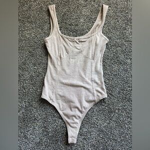 Pretty Little Thing- Tank Bodysuit Size 4 tan taupe PLT